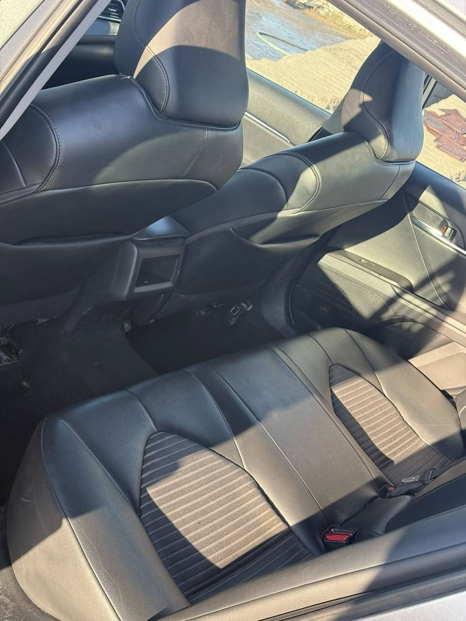 كامري 2021 SE
ضرر/جاملغ وبنيد مبدل 
سعر/195وبيهه مجال 
للاستفسار واتساب اتصال ***********
سيارة اسمي تحويل او وكالة 
سونار موضح بالصورة سيارة نظيفة داخل وخارج
