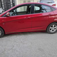 سيارة اكسنت مضلع ٢٠١٢ سيارة مال ابنية ... وارد خليجي سقف مفتح وشاشة وت...