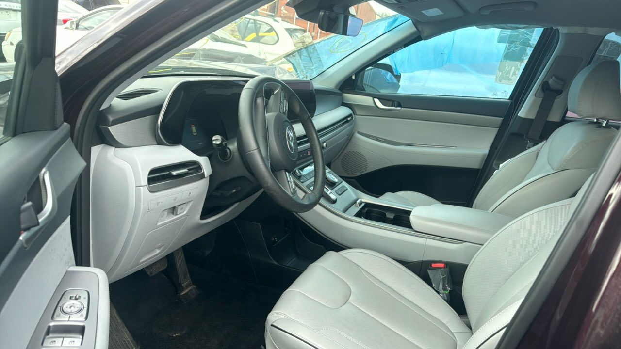 بليسايد موديل 25 فئة SEL لون كرزي الداخل رصاصي فاتح فحص مؤقت ماشيه 10 الاف مايل حادث تبديل بنيد وچاملغ وصبغ باب عكس السائق عنوان بغداد رقم تلفون -- ***********
