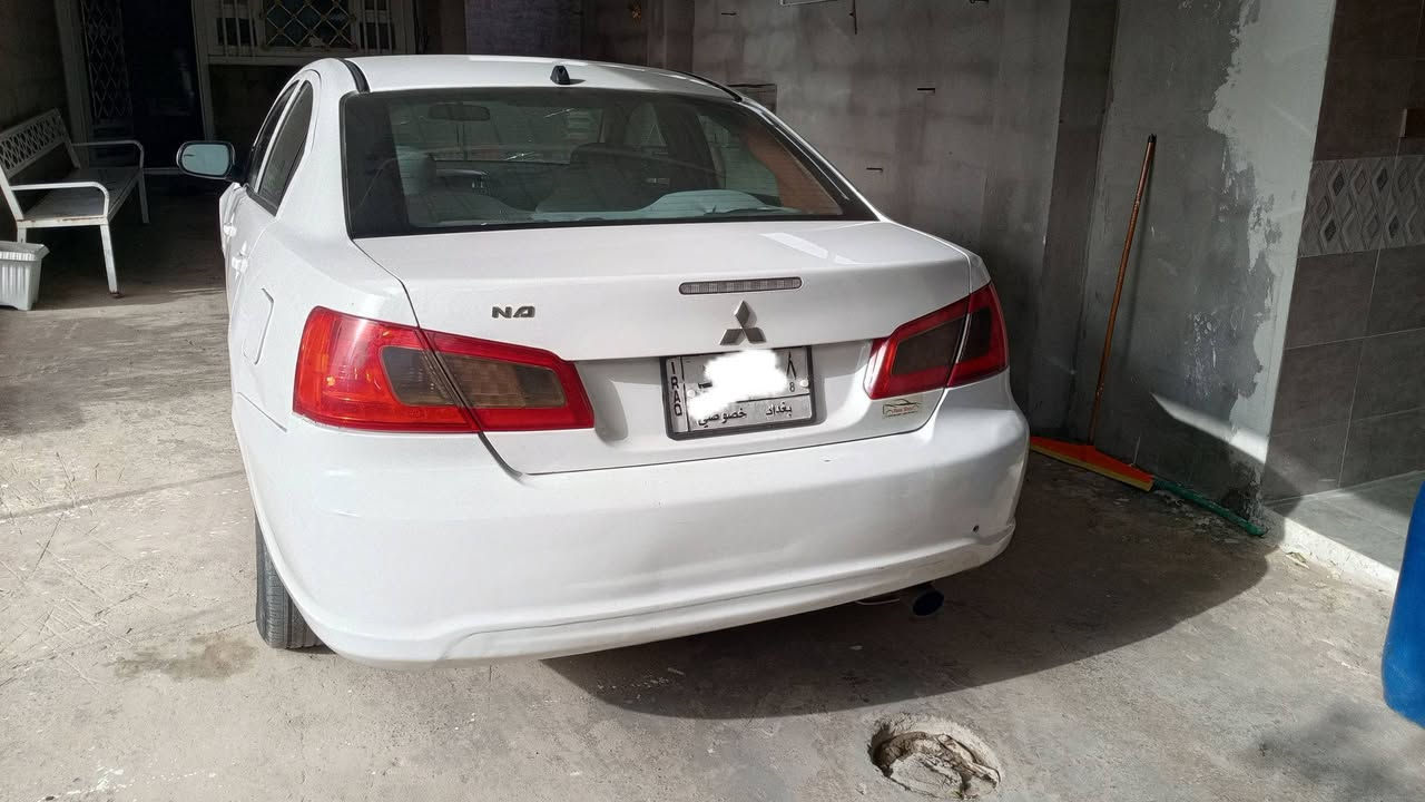 للبيع او مراوس
مسبوشي كلنت 2011
رقم بغداد الماني 
كير ومحرك جديد 
صدر الامامي نص عمر
صدر الخلفي جديد 
تخم تايرات 
تبريد ثلج تدفئة شغال 
السعر 52بيه مجال 
***********
مكان السياره صلاح الدين الضلوعية  
الاقواس السياره
