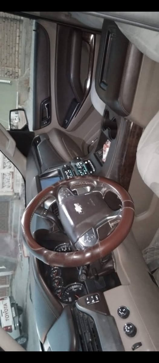 للبيع فقط بدون مراوس
تاهو LT موديل 2016
لون مميز رقم اربيل
بيها قطع صبغ 
السعر 315$ 
للتواصل ***********
مكان السياره النجف
