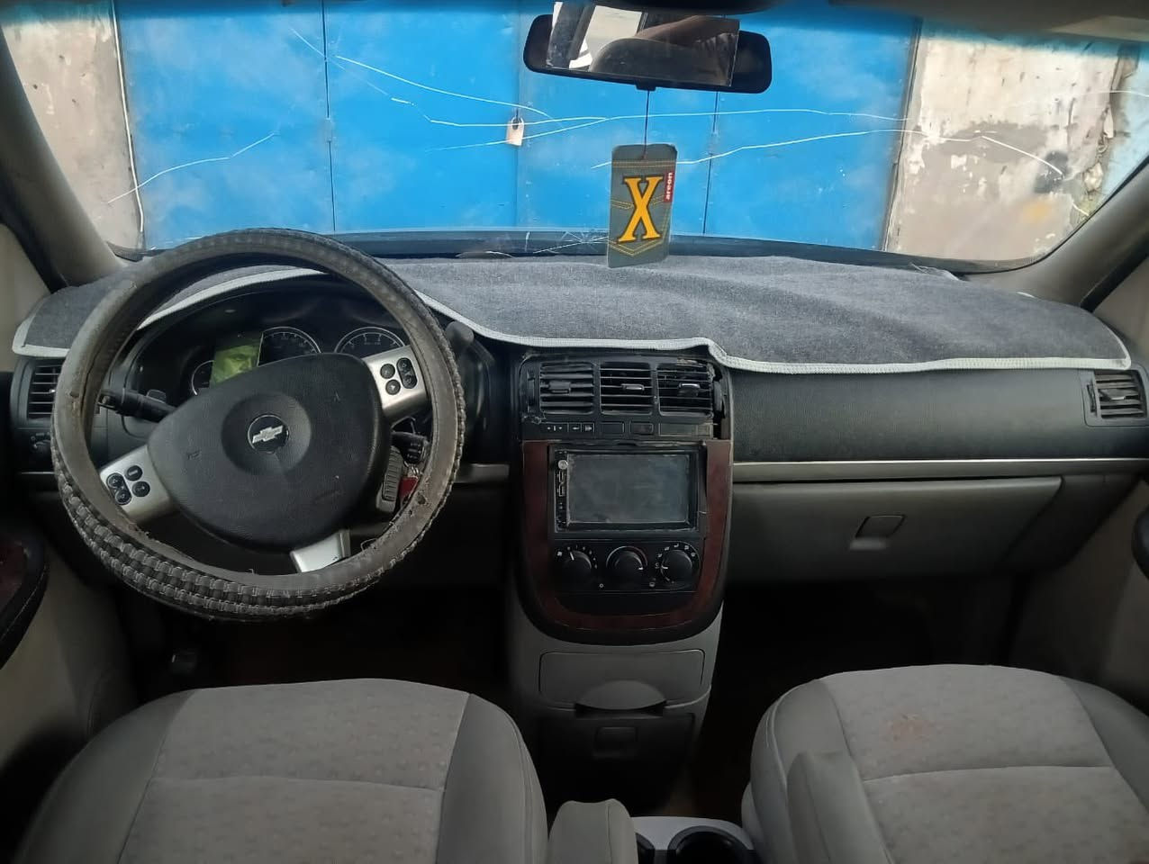 سيارة نوع شفر بلاندر سته سلندر موديل 2007 الحدادة تعبانه يحتاج ادامه السيارة محركها 3900 رقمها بغداد راعيها هنا بالبصرة يريد تحويل بعد البيع سنويتها نافذة لسنة 2027 السعر 55 وبيها مجال رقم الموبايل ***********
