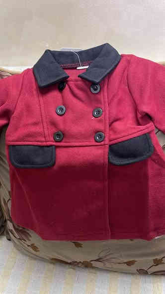 السلام عليكم ملابس شي أن اطفال تقريب 90قطعه شتوي
اريد لقطعه بلفين دينار كلش حلوات وقياساتهن من سنه وسنتين وتلث سنوات مكان بغداد 
رقم الهاتف ***********
