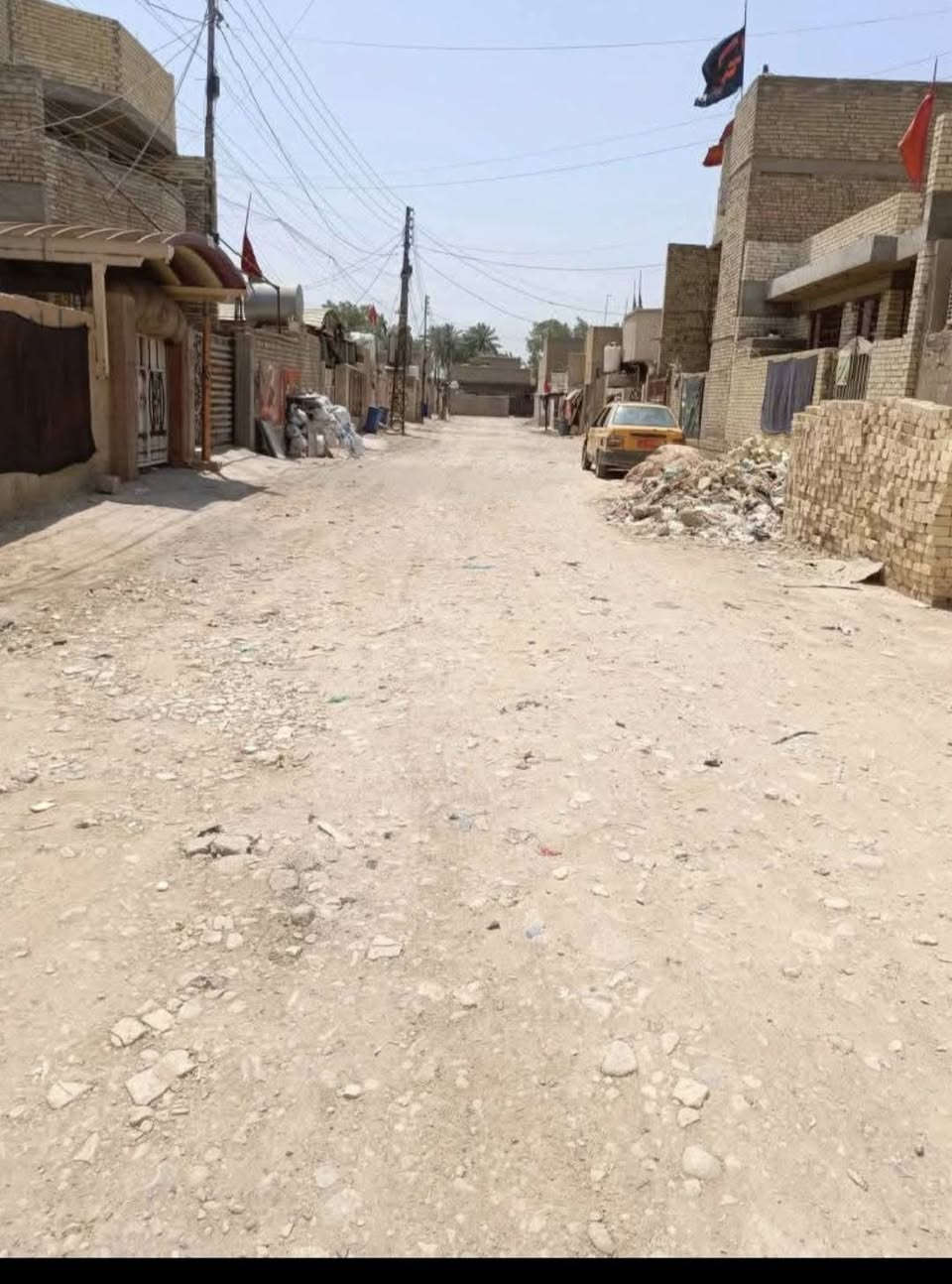 دار للبيع 100مربعة طابقين حي البتول الزراعي قرب ملعب ابو احمد للاستفسار ***********
