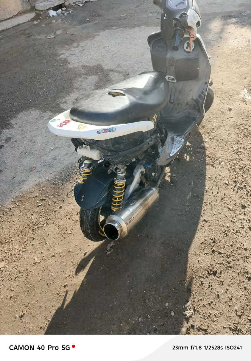 سلام عليكم شباب سكنس نثيه ١١٠ دراجه تجفيت جديد بوشه وبستم 58 ونص +ولفات + زنجيل + تاير خلفي جديد +كابريتر جديد وبيه يدات بريك رياضي سلف رياضي دبلات رياضي صالنصه رياضي كلجات رياضي + جاملغ فايبر شغاله نكره سلف بس بيه عطل خفيف من تمشي بيه تضرب بستم بس هاي سعر 400 وبيه مجال قليل مكان الشعب الجمعيات معلومه دراجه نكره سلف بس بيع كوم حديد ***********
