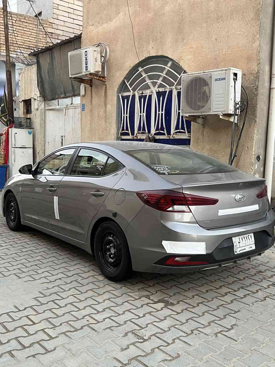 السلام عليكم انتره مديل 20 سياره وارد امريكي حادث امريكا دعاميه وبنيد راجع نفسه وبل عراق بيه صبغ ٣ قطع جاملق امامي وباب سياره بدون دواخل كله ليبل واحد سياره مكينه 2000دوش كير اي تي مكينه كير حداديه تبريد كله جاهز سياره حره رقم بغداد مكاني بصره تنومه شراي يتصل *********** سعر 112
