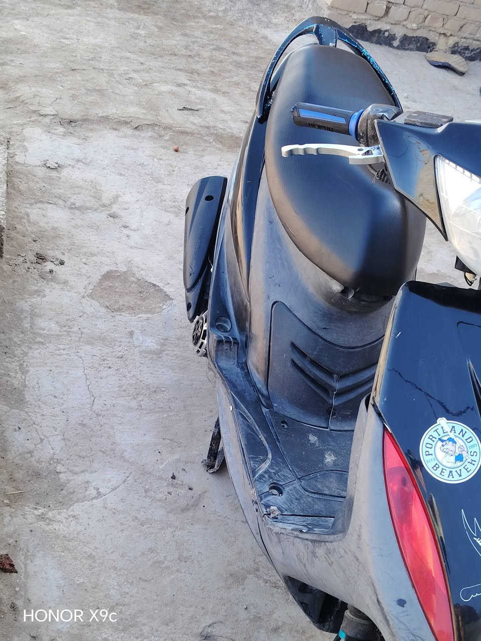 السلام عليكم
دراجه البيع ماكس عدله 
دراجه مفتوحه 
الدرجه نضيفه شوفت عينك 

مكاني الدوانيه
 الحمزه الشرقي 

السعر 475
وبيه مجال قليل
 اليحب يستفسر
يتصل عل الرقم ***********
