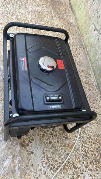 ماليده جديد للبيع 
***********
دهوك 
12امپيرى 
سعر 325000 دهوك
