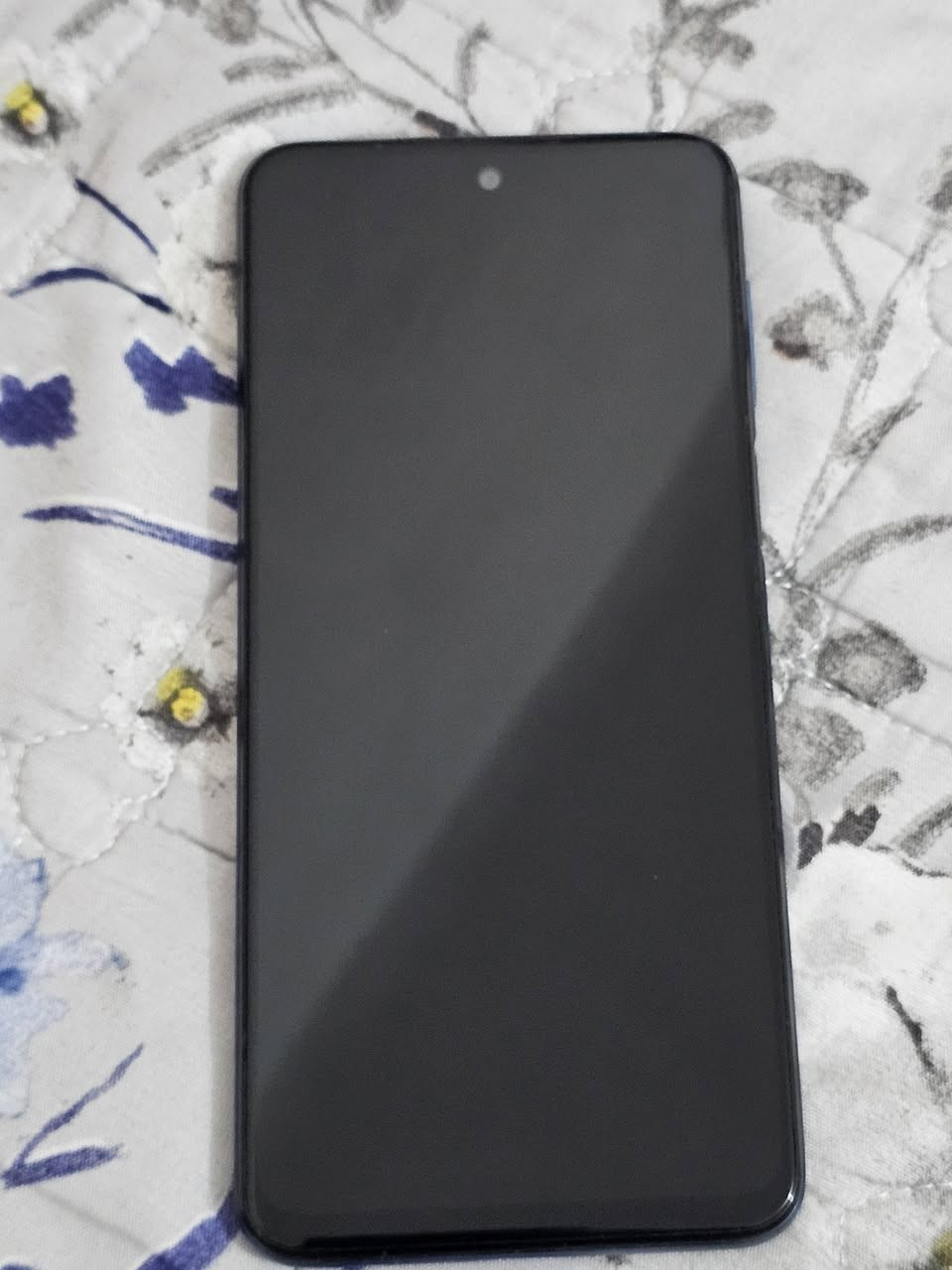 عندي هذا 
ريدمي نضيف كلش رايدته ب 110وبيه مجال لل شاري


**إذا كنت صاحب هذا الإعلان وتريد حذفه لأي سبب، رجاءا أرسل رسالة إلى الدعم الفني**