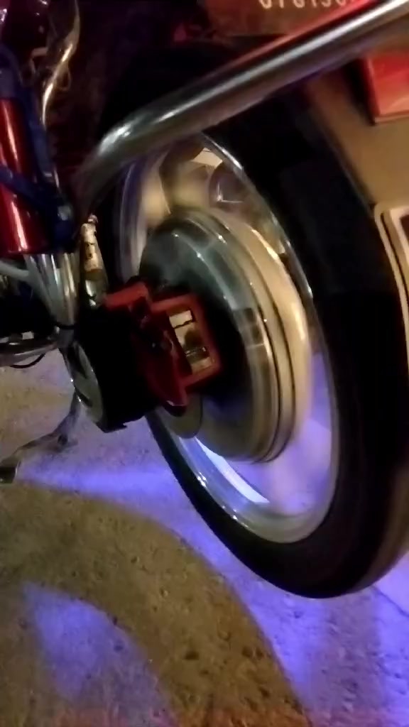 السلام عليكم
-للبيع او للمراوس 
-هارلي موديل 2025 شركه الاخوين 
-بطاريات عدد6 يقرن 10 ونص 
-دبل اشاره مثبت سرعه هورن
-لايت عالي  ابيض ناصي اصفر
-نشرات بك لايت  كله شغال
-بصمة تشغيل عن بعد +جهاز انذار🔇
-جنطه حجم كبير 
دراجه استخدام قليل ومماشي هواي
_السعر 600 وبيها مجال 
_العنوان الانبار الكرمه 
للأستفسار خاص او ***********
