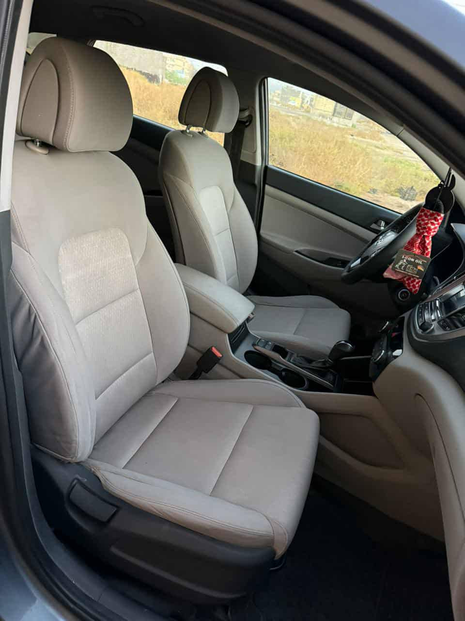 توسان مديل 17 واد امريكي بيه جاملغ خلفي بسيط كليش باقي تفاصيل ‏‪***********‬‏
