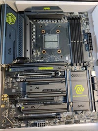 مذربورد X870 • ضرر بالبنات • ناقصه سوكيت