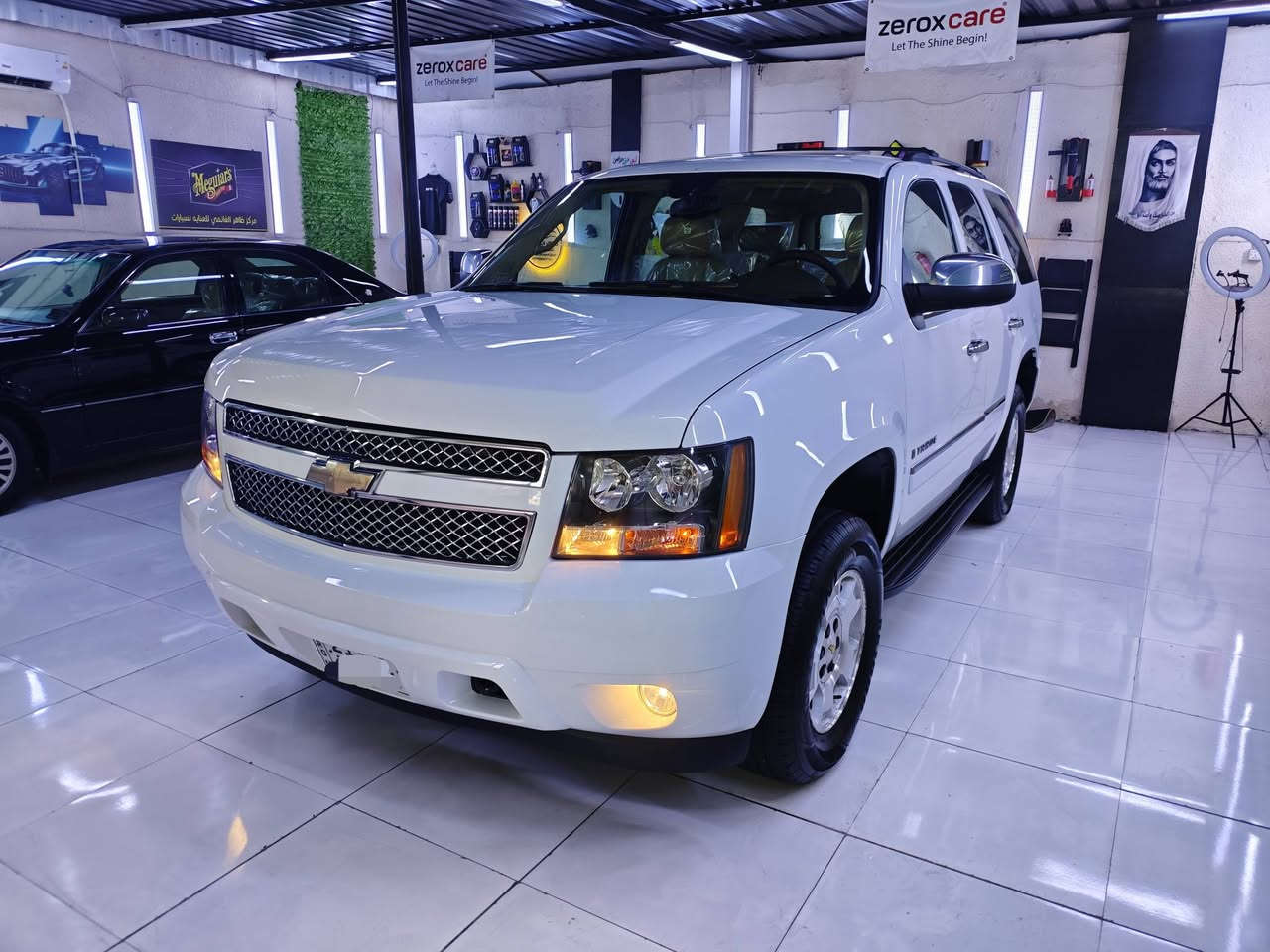 شفرليت تاهو LTZ خليجي 2009 ماشية 166الف بيها جاملغ وبنيد صفحة اليمنى والباقي كفالة ماناقصها برغي .
السلام عليكم
شفرليت تاهو LTZ خليجي 2009 ماشية 166الف بيها جاملغ وبنيد صفحة اليمنى والباقي كفالة ماناقصها برغي . 
رقم سليمانية الجديد ، سنوية منتهية
محرك كير تبريد كله بلاد بدون نقص حدادية جديدة تخم تاير جديد 
مواصفات ..
فتحة سقف 
تبريد بالكشنات +تدفئة 
شاشة +كامرة 
حساس خلفي 
ايرباك ضارب 
وباقي المواصفات هواي ومعروفة 
العنوان ، البصرة شط العرب ، ***********
بيع فقط بدون مراوس

