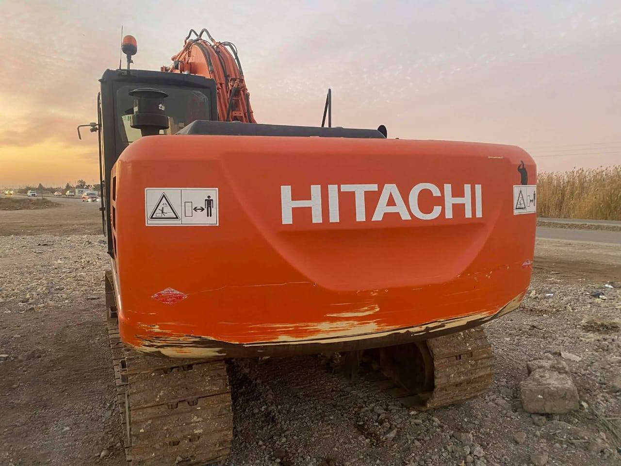 #فايف _G  ✅️ جي فايف 

#مأسس جك همر 

#عداد العمل 16000 الف ساعه 

كفاله عامه كارتون محرك ومضخه على وضع الشركه ✅️

الموديل 2016

#العنوان واسط العزيزيه
 ***********.    *********** 

#رقم واسط سنويه مجدده
