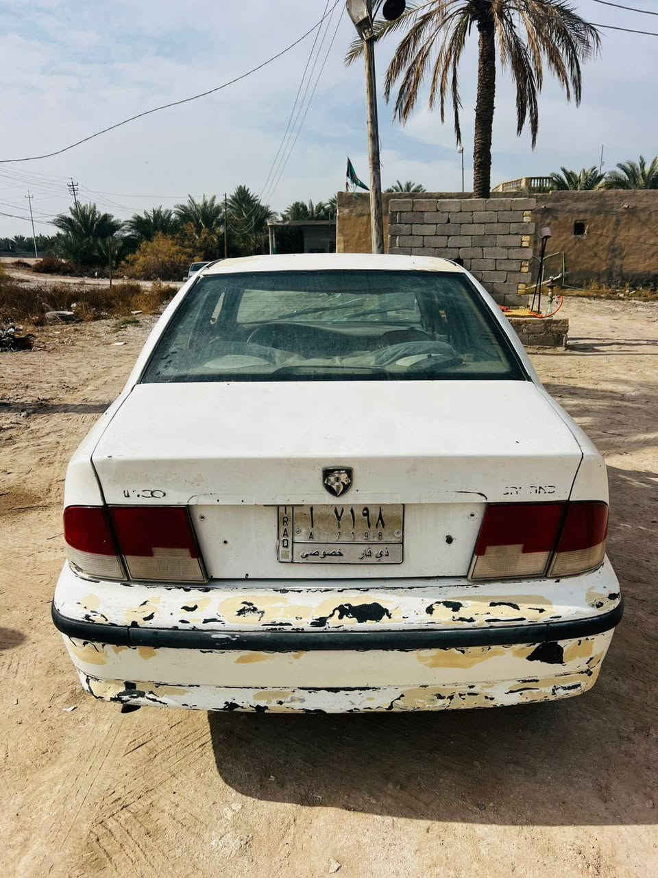 سمند موديل 11 محجوزه للمصرف اقصادها مكمل راعيهه بالناصريه ما اندله مكينه بيهه رنكات رقم ذي قار عوزهه صبغه السيارة مكان السماوه سعر 13 ورقه وبيهه مجال بسيط للاتصال ***********
