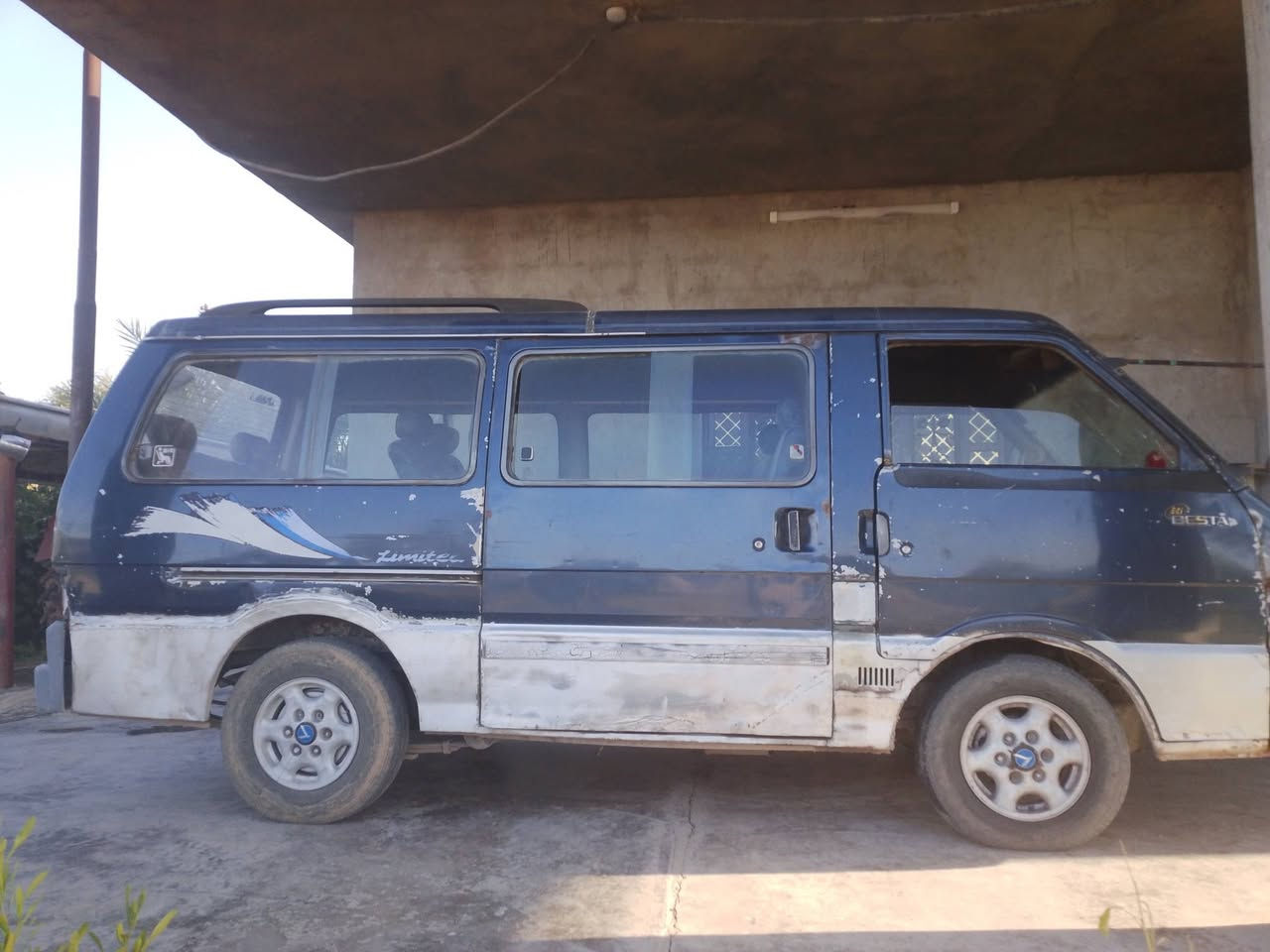 اسلام عليكم ورحمة الله وبركاته  (كيا بستا موديل ٩٥رقم بغداد سعر ٤٠ورقه وبيهه مجال سياره حلوه وكاعده واحله من الصوره والشراي يجي يكلب ويشوف اذا عجبته بي خير ويدلل عنواني ناحية المشاهده قرب مطعم ابو جليعيده ***********او مراسلتي عل خاص واتساب
