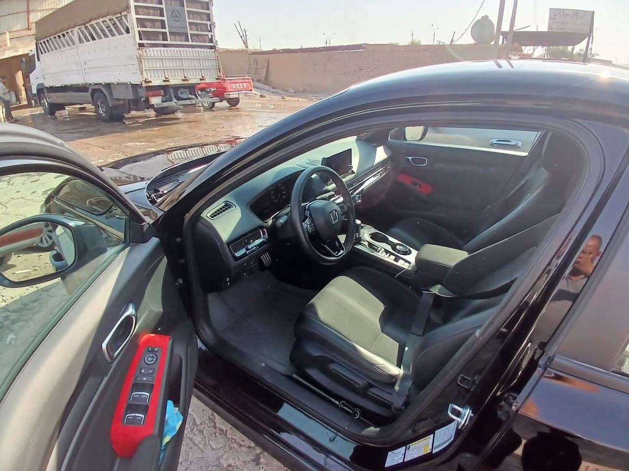 سيفك ٢٠٢٤
محرك ٢٠٠٠ تنفس طبيعي بانزين فقط 

ماشية 14الف كيلو 

ضرر فقط جاملغ امامي مبدل و خلفي عكس السائق مصبوغ
بدون ايرباكات سليمه كلها  

سيارة جديده لوك  جو السوك 

السعر 133 

 

***********
