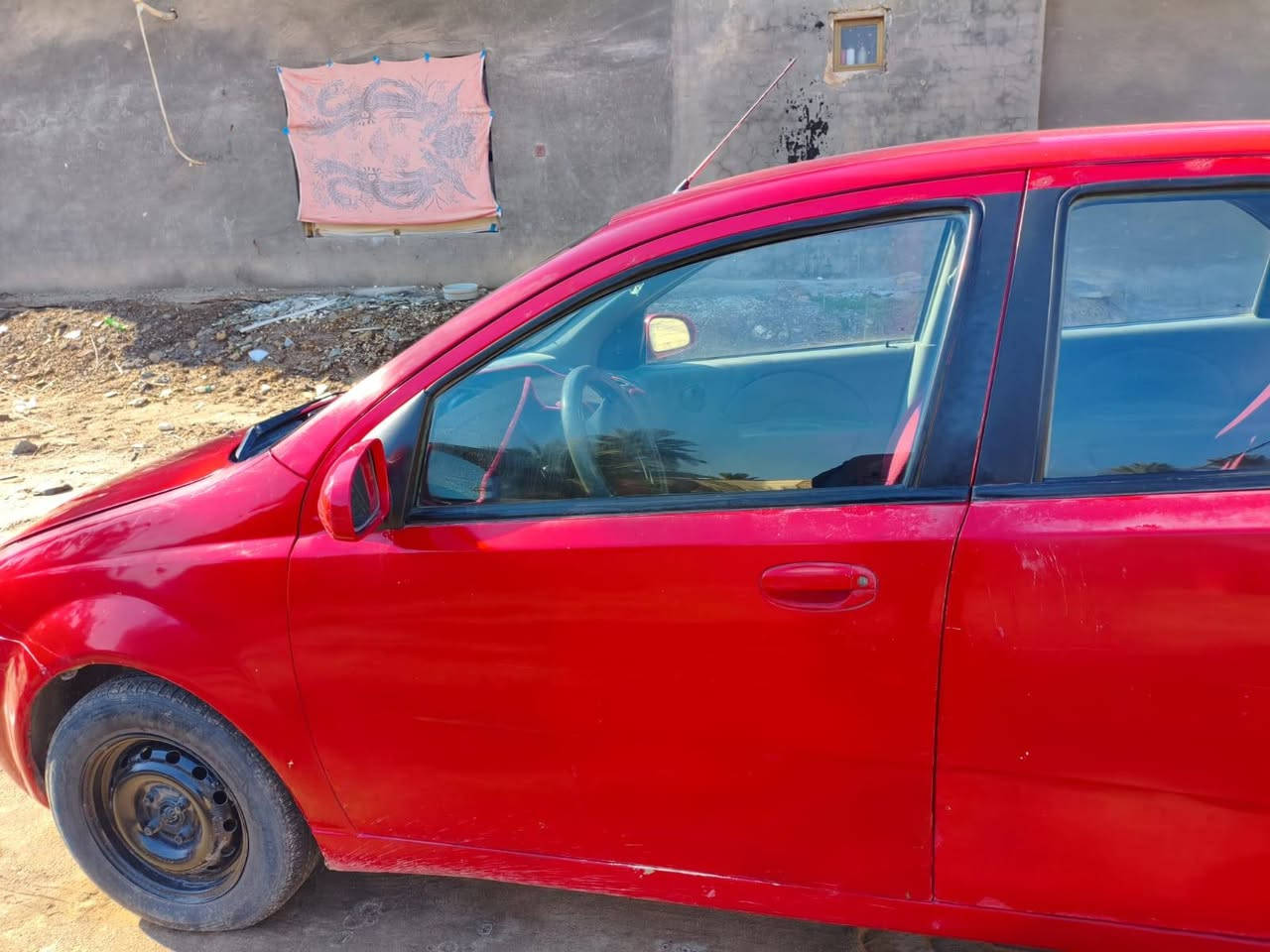 السلام عليكم افيو ٢٠٠٥ كير اوتومكينه و حداديه نضيفه تبريد ثلج دواخلها جديده رقم انكليزي بابل بأسمي سنويه لل٢٨   مكاني بابل السعر ٤٨
للاستفسار الاتصال على الرقم***********
