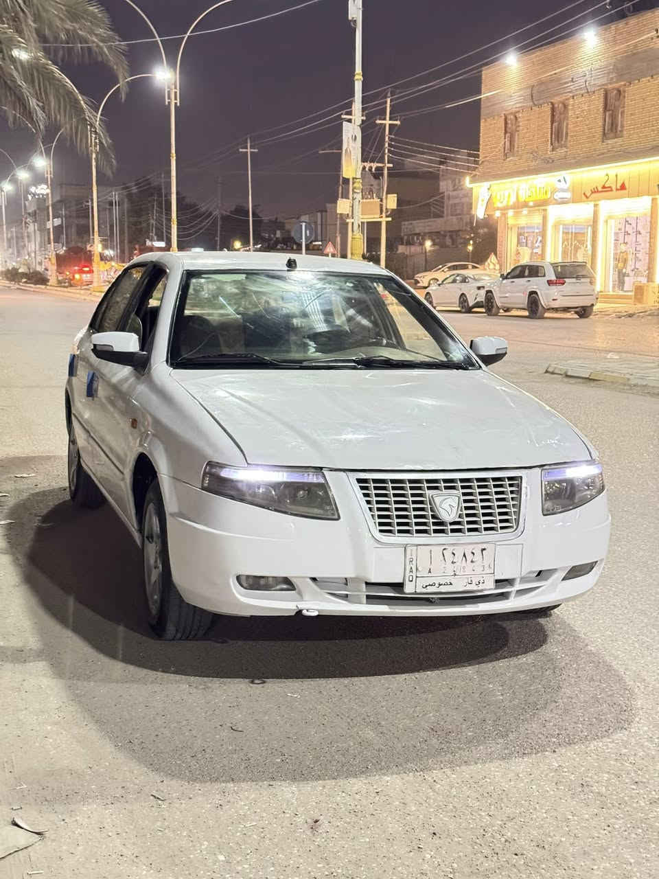 سمند 2011 ابيض كفاله عامة فقط رشات بسيطة بلدوس فقط مكينة كير حدادية كلها كفاله سعرها 37  ناصريه مركز حي اور
***********
