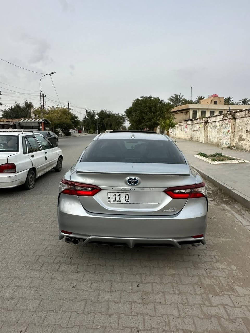 تويوتا كامري 2024 SE فول مواصفات
السيارة  ماشيه 40 الف
مكينتها 2500 هايبرد 
بيها مواصفات كاملة:
كوشنات كهربا، جلد 
مرايات رادار، رادار أمامي وخلفي
تحديد سرعة، ونظام البريك الأوتوماتيكي
فتحة سقف ، سبويلر 
بيها 3 وضعيات سياقة: ECO – NORMAL – SPORT
شاشة كبيرة ونظام صوتي 
بريك بصمة، Auto Hold
 مواصفات هواية بعد
بجم كبس ضهر كبس 
حادث بابيت جهت السايق بدون دواخل 
ايرباك برده فقط 
مرقم بغداد  
سعر 210
رقـــم   ***********
