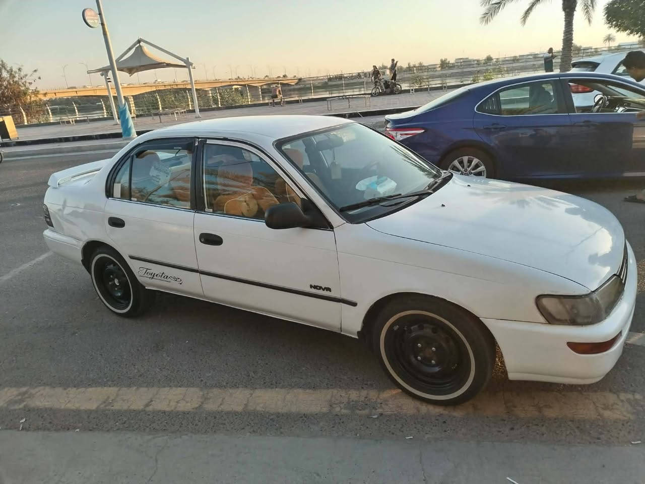 كورله موديل94
1رقم بغداد بسمي تحول
 مباشر
2 بلاديه بدور تحوير
3 كير وتو ماتيك
4 مكينه 1500 مكينه جديده مال كصه
5 تخم تاير جديد
6  مكفوله من صبغ
7 كهرباء كله شغاله
8 تبريد بس الكمبريسر نقص

مكاني الفلوجه
سعر53 بيه مجال بسيط
***********
