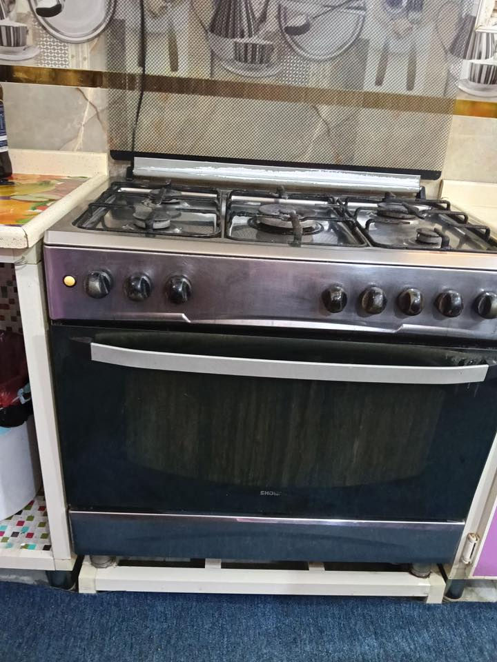 طباخ كريازي شغال بيع
مستعجل 150 الف شغال 
كلشي بي 
***********

