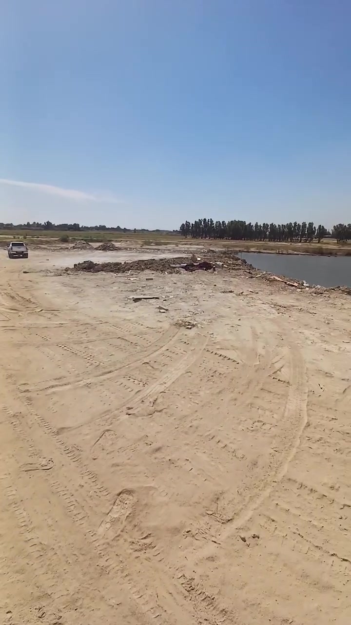 نص دونم تجاري للبيع واجه ١٥ نزال ٨٥ عقد ١١٧ منطقه ام العبيد بصف نزلت الإمام
***********
