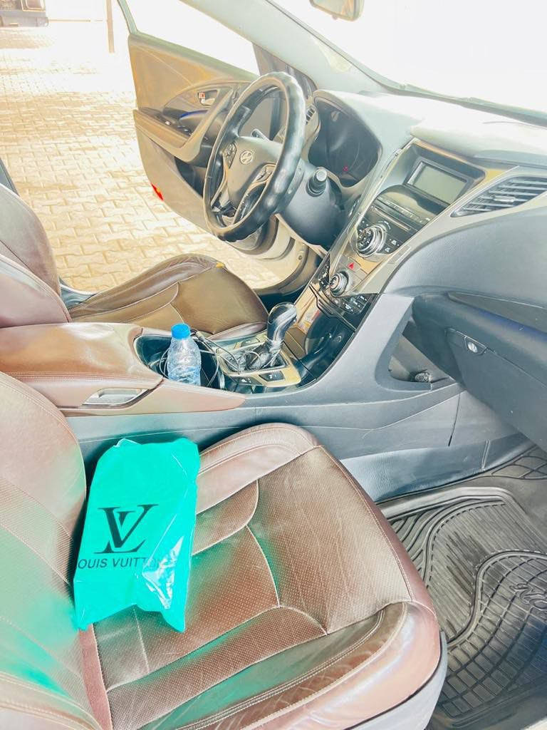 السلا عليكم/ ازيرا موديل 2011 خليجي فول بصمه موصفات شنو تريد بيها بسمي رقم ارييل هزه وسنويه ورقم كله جديد كير محرك بالكارتون6 سلندر 3000 اي نقص مابيه/ صبغ جاملغ امامي جه السكن ورش الباب فقط الباقي كفاله/السعر 117// للأستفسار ***********
