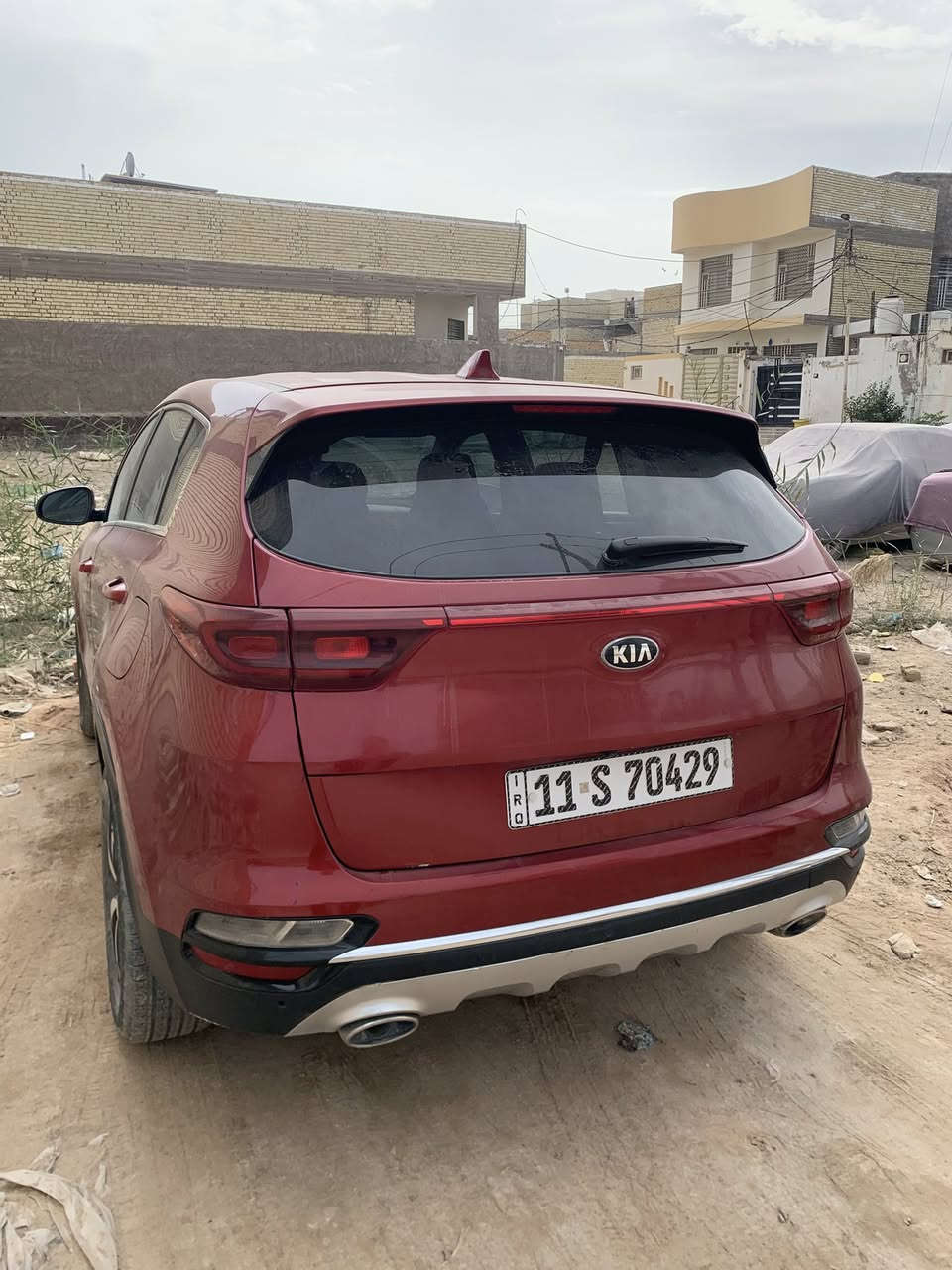 كيه سبورتج 2020  للبيع ماشيه 87الف  محرك 2400 مكفوله من كلشي بيه بس قبق الجنطه ومصلح بخارج العراق 
نظافه ١٠٠٪؜
مكاني النجف الاشرف قرب المطار 
السعر 160 ورقة
اليحب يتواصل وياي على هذا الرقم 

***********
