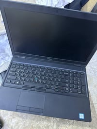 لابتوب DELL جيل 8 كوراي 7  كرت شاشة 2G  مناسب للتصاميم والشغل والدراسة...