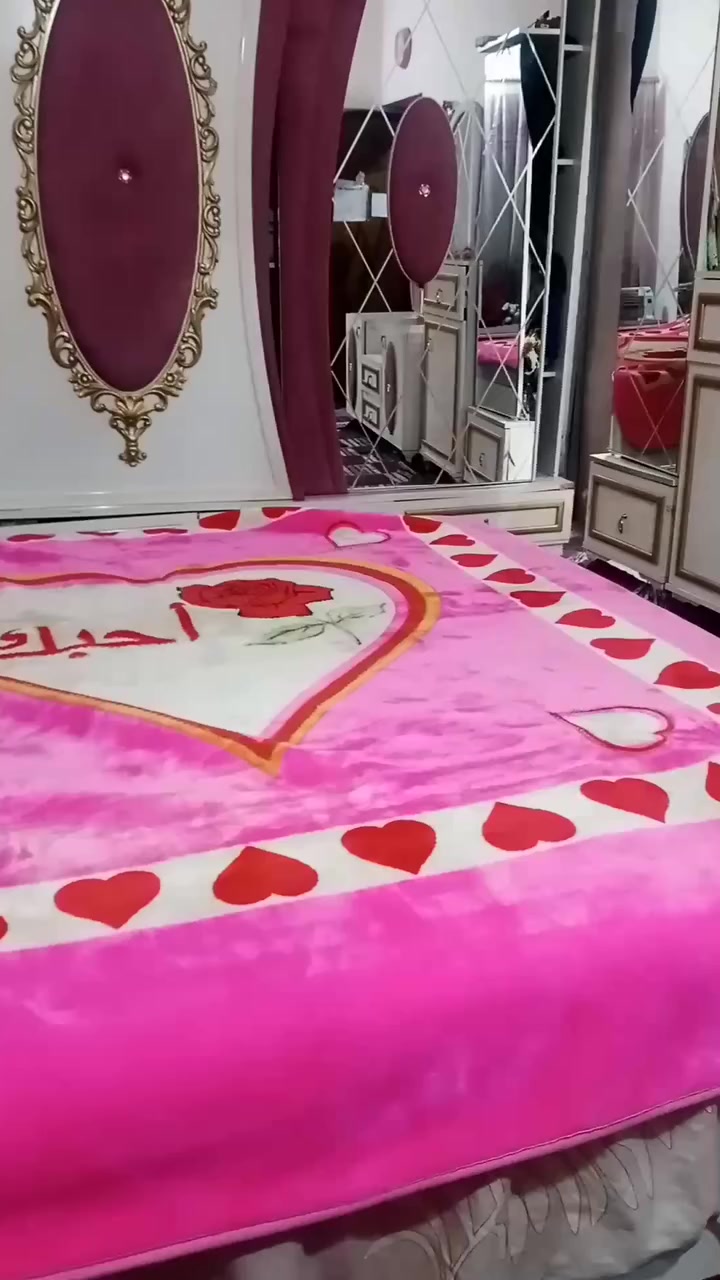 غرفة نوم تركيه اشتريته بمليونين و متين الف ابيعه ب ٤٥٠الف بغداد طالبيه للاستفسار ***********
