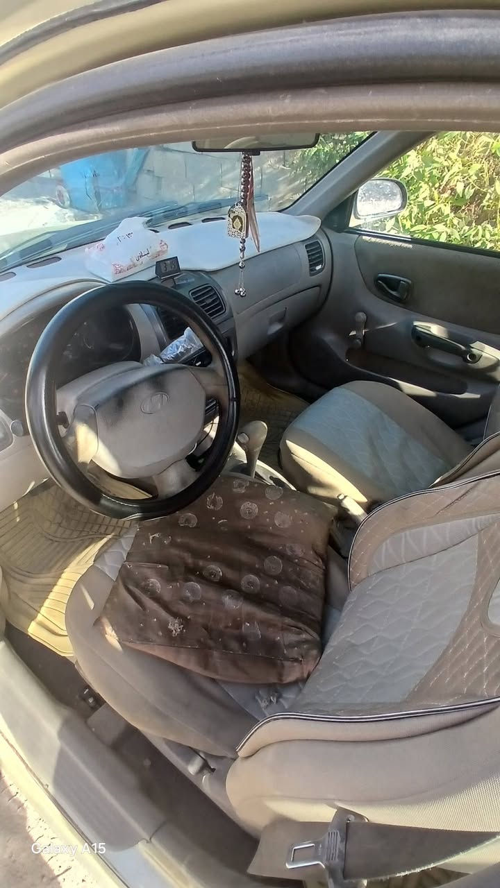 للبيع اكسنت مديل 2001 السياره خير  من الله تبريد شغال مصبوغه عام كير محرك بحاله جيده  السعر 50 ورقه وبيها مجال مكاني بغداد العامريه للإستفسار ***********8
