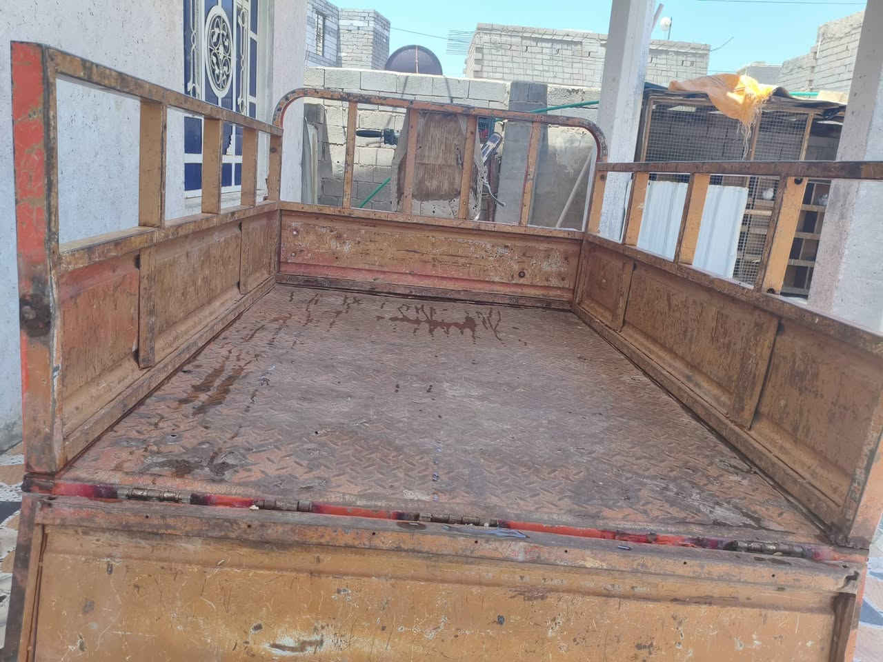 سلام عليكم  ستوته البيع MTR شوفت عينك الستوته تجي و اشوف كهربائيت شغاله بس هورن لايت و بسعر 650 و بيه مجال مكان بصره قضاء هوير قرب محطه بانزين خانه عز دين سليم الي بل فلكه مال خاص راسلني على هاذ الرقم ***********
