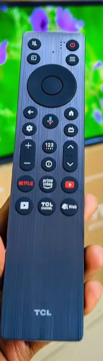 شاشة حجم 50ماركة tcl موديل s5kQled مستخدمة أقل من اسبوع للبيع ماخذهة 340 رايدهة 300 سبب البيع اريد اخذ حجم اكبر لان استعجلت واخذت حجم 50 للاستفسار رقم الهاتف *********** عنوان بصرة 5ميل
