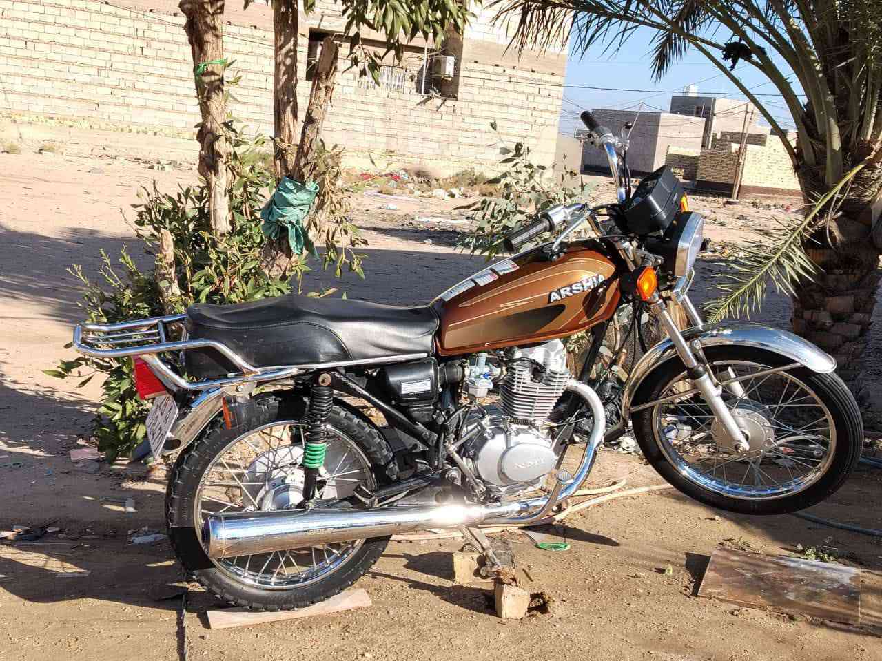 للبيع اربعه كير. شاصي ارشه 16 محرك نامه متياز   سنويه رقم نكليزي. نجف
السعر  900.بيه مجال     ***********.خاص مفتوح
