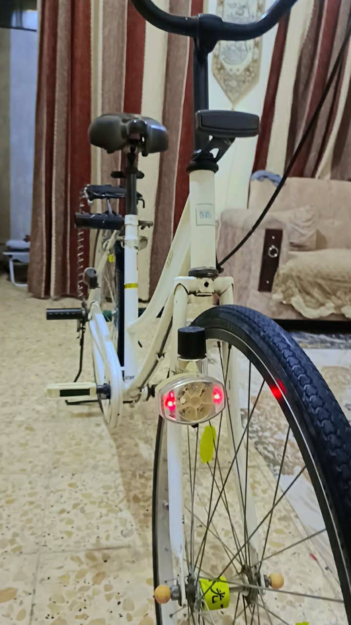 باسكل للبيع نضيف كفاله مديل ١٨تريد باقي ال تفاصيل خاص  السعر خاص


**إذا كنت صاحب هذا الإعلان وتريد حذفه لأي سبب، رجاءا أرسل رسالة إلى الدعم الفني**
