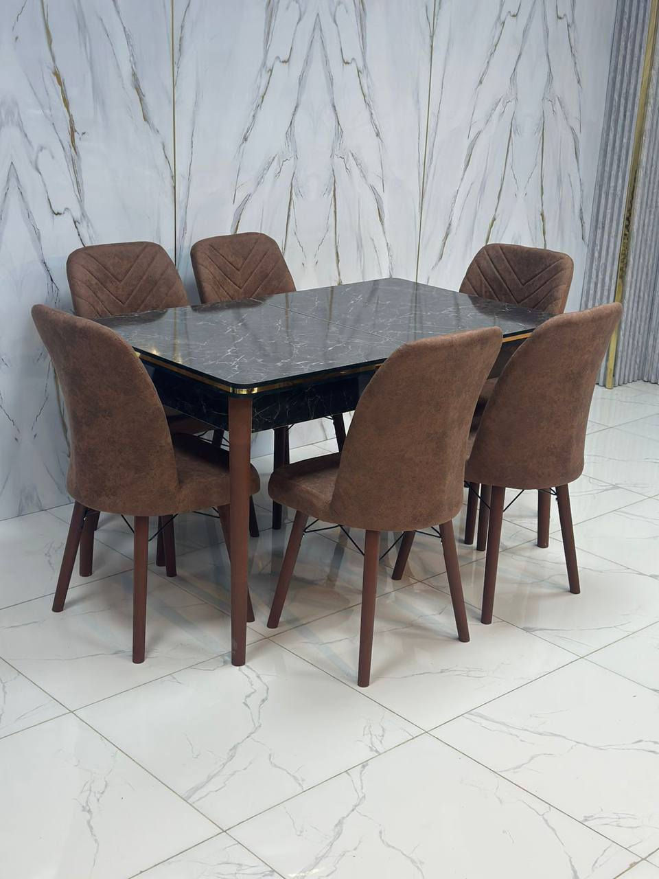 4 كرسي 70 في 110 السلايت يصير 130 او 140 سم
السعر  ٢١٠ الف

ميز طعام ارجل خشب سطح خشب سلايت
6 كرسي 80 في 130 ينفتح السلايت يصير 160 او 170 سم
السعر ٢٥٠ الف


**إذا كنت صاحب هذا الإعلان وتريد حذفه لأي سبب، رجاءا أرسل رسالة إلى الدعم الفني**