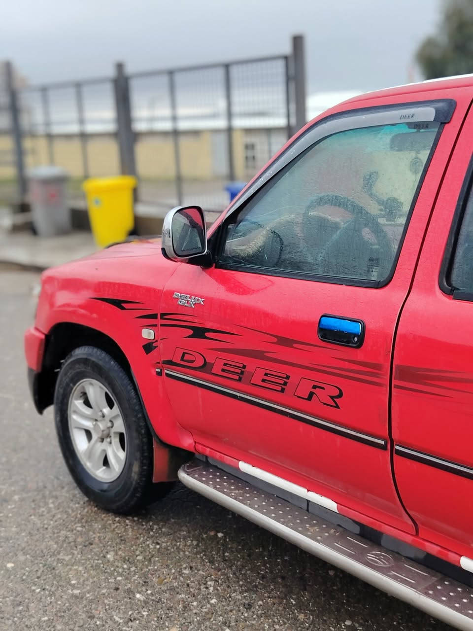 سلام عليكم
 بيكم دير. 
2011.النضافه 100/100
.لاصبغ ولا خياس تدفئه تبريد رقم الماني 
صافيه احلا من الصوره.... السعر 82 بيها مجال 
ملاحظه: شرط التحويل 
الإتصال على هذا الرقم ***********
