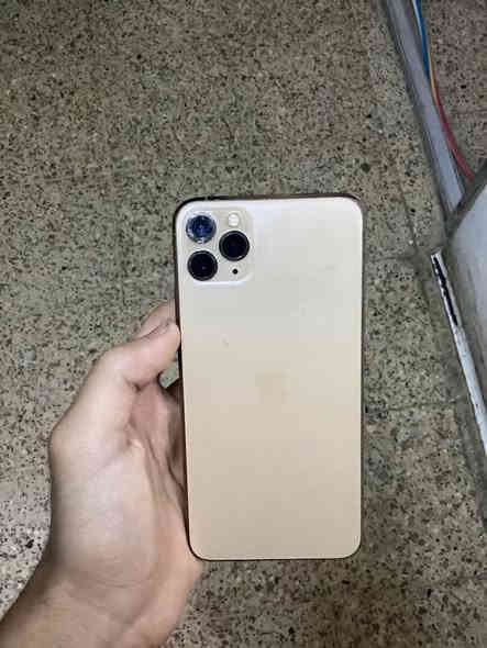 السلام عليكن ايفون 11 ابرو ماكس مكفول 
حلو وياء كفر هديه ذاكره 64
بطاريه 69 تقره خدمه بس ما امبدله الجهاز نضيف كلش سعر الجهاز 250 قفل قفل قفل ما تلكه ب هيج سعر ابدا! لين هو ال11 العادي جاي يبيعو 250 |/ مكاني بغداد البياع وعندي توصيل و هذا الرقم ***********
