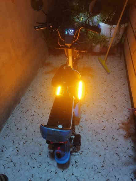 متاح للبيع دراجه شحن حجم 14 شغال بس بطاريه 300 متر و ينزل شحن   مكان كركوك  سعر 120 الف
***********
