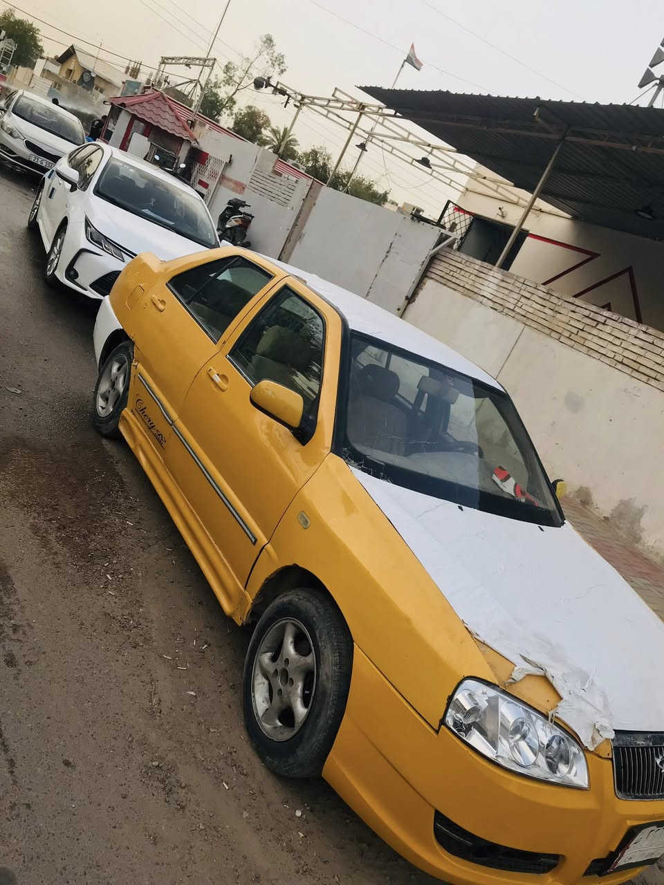 سلام عليكم سياره شيري محور بكاجو سياره كفاله وتبريد ثلج بيع ومراوس سعر ٢٢٠ وبيه مجال مكاني الشعله ***********
