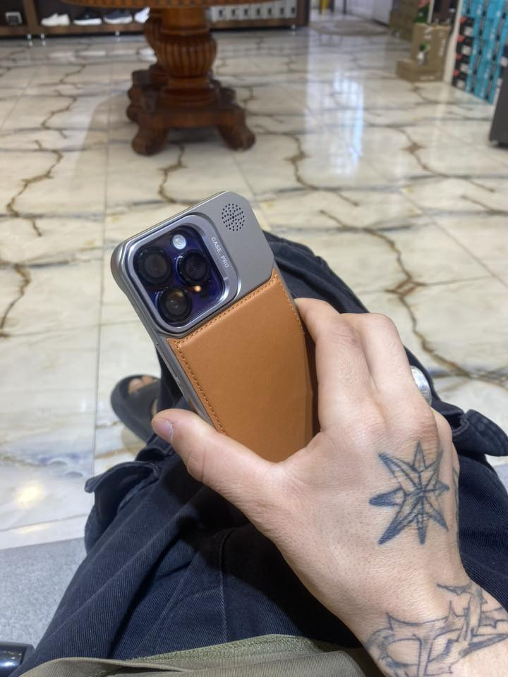 ايفون 14 برو ماكس ذاكره 256 الجهاز مكفول بطاريته 88 كلشي بي شغال تعال افحص فقط شاشه مبدل اصليه رايده 650 قفل 
*********** وتساب موجود ممتواجد عل الفيس
