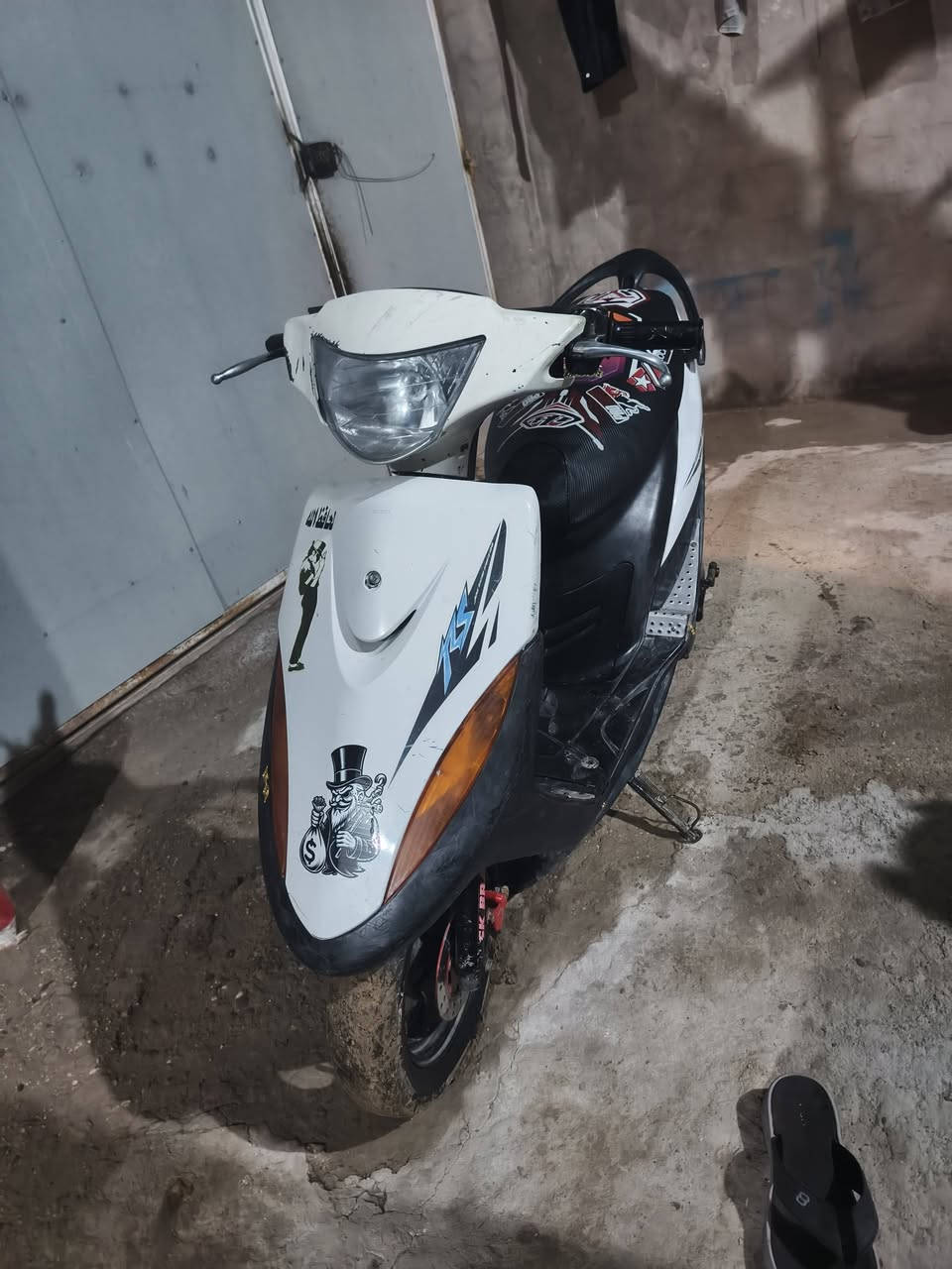 السلام عليكم ماكس عدلة مكينة 55 شلعة معدل سلف 55 كلشي شغال كلشي للبيع او مراوس سعر ٤٥٠ او مراوس شعدك نزل مكان طويريج *********** واتساب موجود
