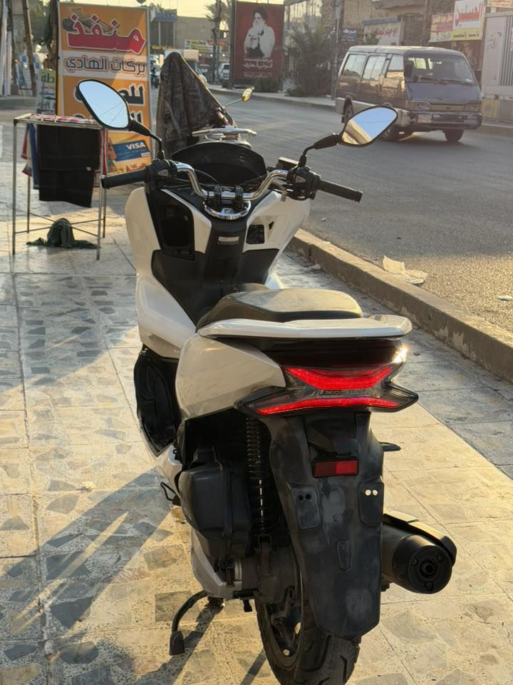 السلام عليكم bcx ماليزي جيل 3 نضافه مثل ما تشوفون بل صور السعر 11 ورقه المكان بغداد
العنوان بغداد مدينة الصدر  
الهاتف ***********
