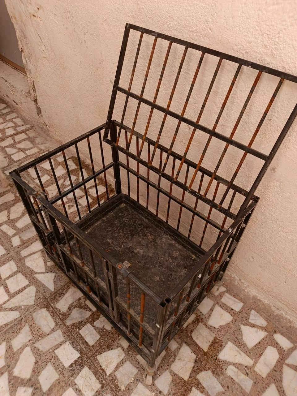 غراض للبيع كلمن وسعره مكاني نجف اي استفسار خاص


**إذا كنت صاحب هذا الإعلان وتريد حذفه لأي سبب، رجاءا أرسل رسالة إلى الدعم الفني**