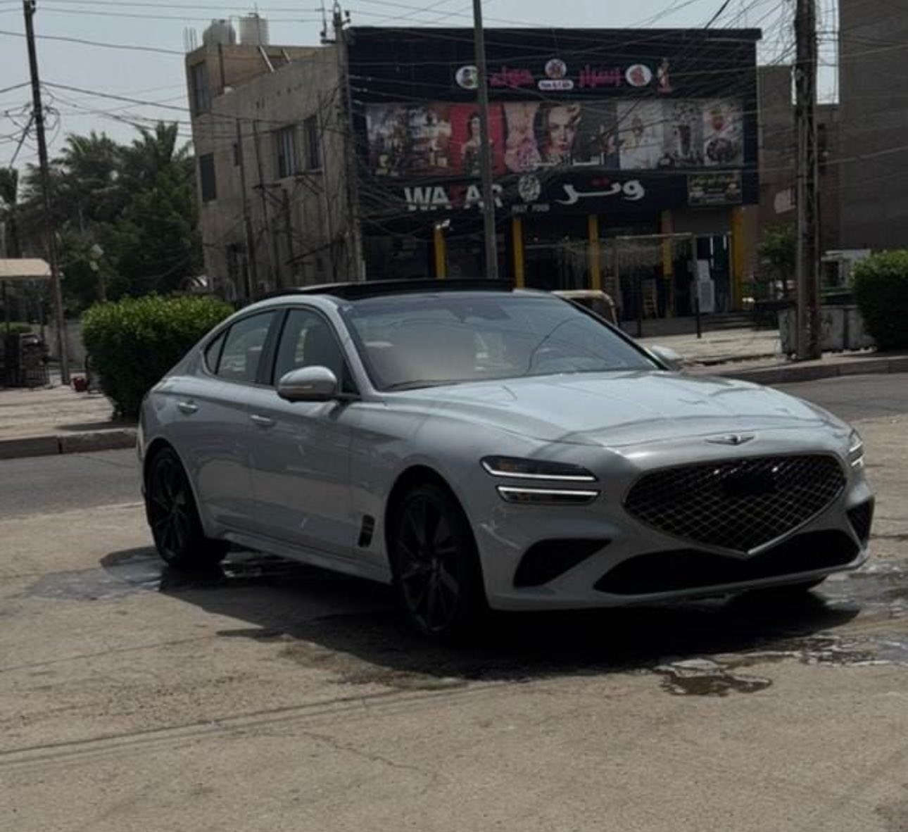 السلام عليكم 
جينيسيز موديل 2023 رقم بغداد حادثها كما موضح بالصور بدون ايرباك محرك 6 سلندر توين تيربو فئة برستيج اعلى فئة عارضها 280 وبيها مجال للاستفسار تواصل على

0772 570 3830‬
***********
