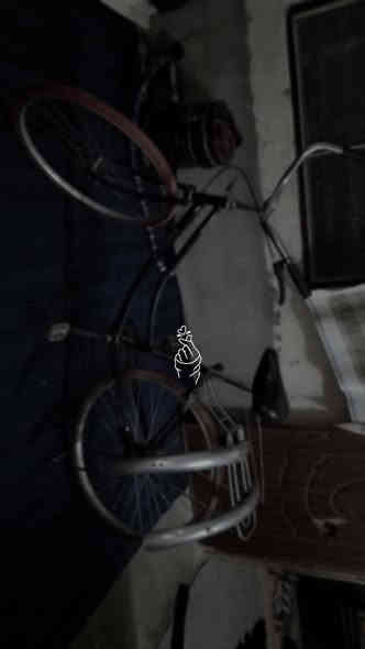 السلام عليكم باسكل للبيع باسكل نضيف موديل 13حجم 26مكان الباسكل كربلاء شهداء الملحق سعر 45 🚲 ***********
