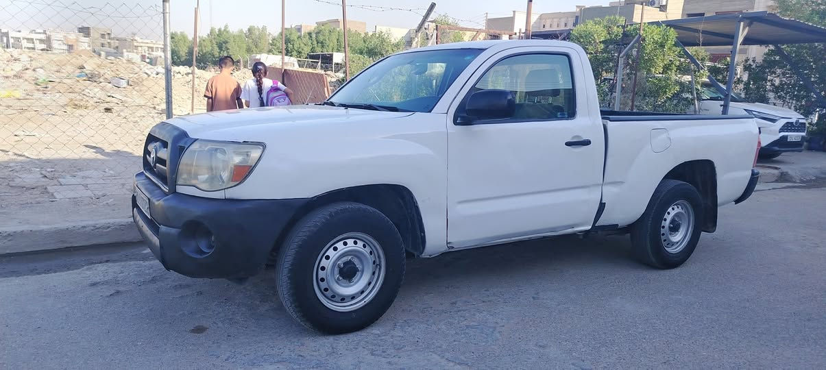 السلام عليكم تويوتا بيكم 2008 رقم اربيل جديد محرك 2700 بازين كير اتوماتيك بيه صبغ مكانات بدون دواخل جاهزه الشغل سعر 95 مكان بغداد *********** حي خضراء شراي يتصل
