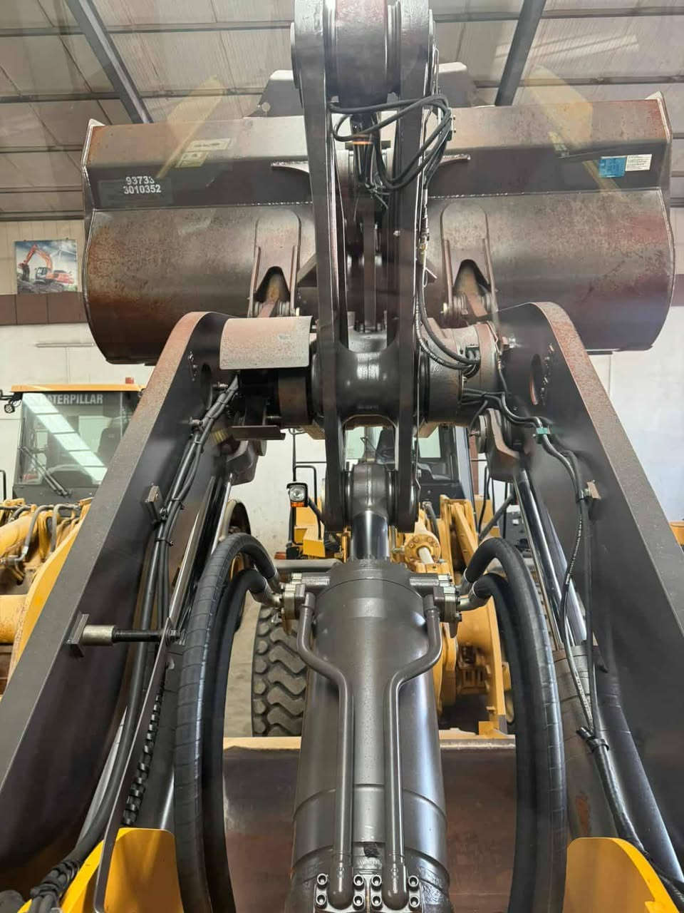 شؤفار ڤالڤؤ بؤ فرؤشتن للبيع حجم 180G موديل 2013
زؤر خوينه همو گيني بشرته رقم تليفون ***********
