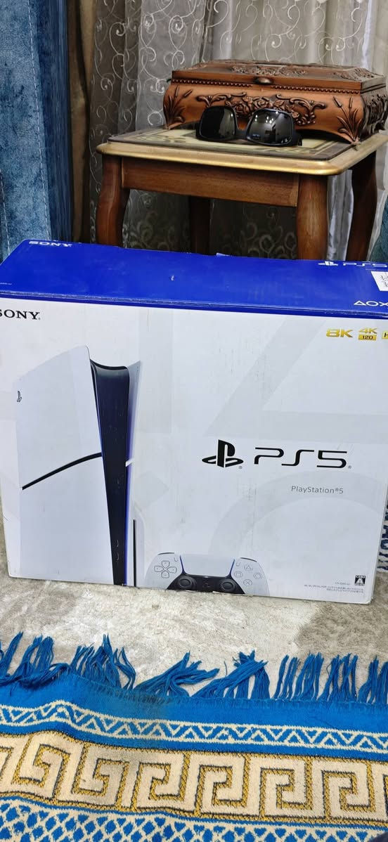 بلي 5 سلم جهاز أخو الجديد ممفتوح مثل مموضح بالصور  السعر 625 وبي مجال
الرقم ***********
